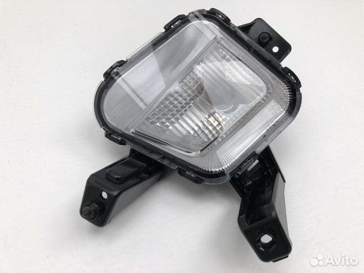 Левая противотуманная фара Kia Rio 4 X-Line