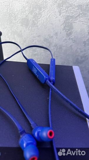 Jbl t110bt пушка Новый аккум