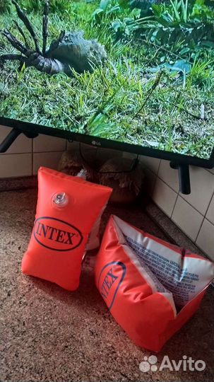 Нарукавники для плавания