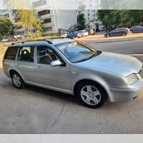 Volkswagen Bora 1.6 MT, 2000, 365 000 км, с пробегом, цена 630 000 руб.