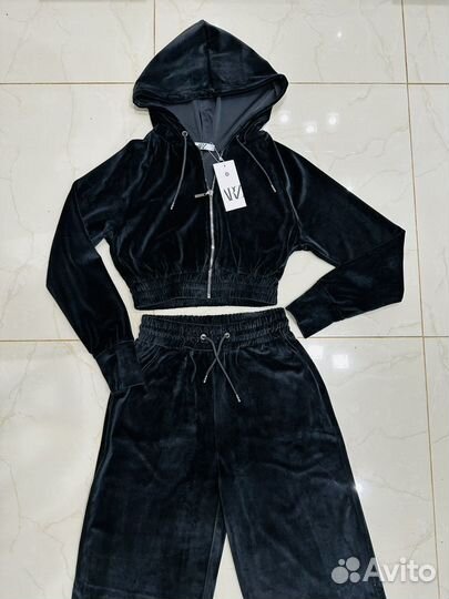 Спортивный костюм женский Новый