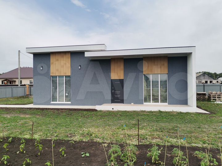 Дом 93,3 м² на участке 8 сот.