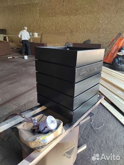 Кашпо и вазоны для деревьев