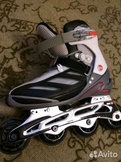 Новые роликовые коньки