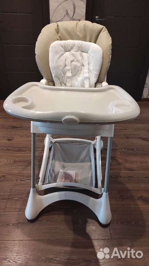 Стульчик для кормления corol