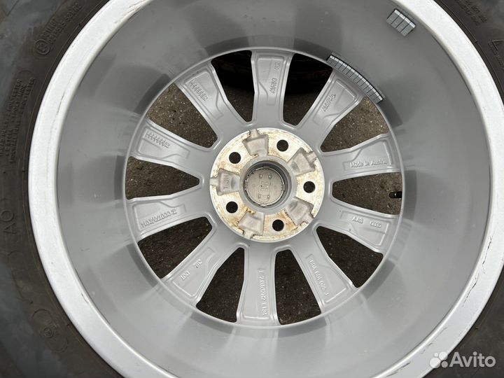 Колеса зимние на Audi Q5 FY R17 оригинал