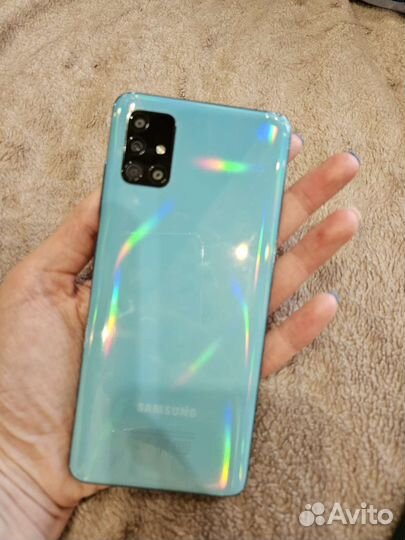 Смартфон Samsung Galaxy 51