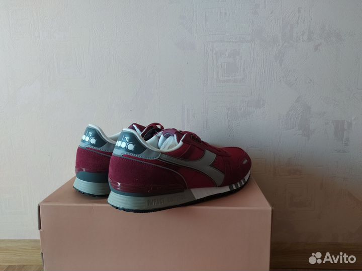 Diadora Titan 