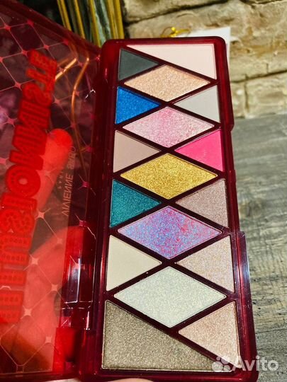 Новые тени vivienne sabo illusionniste