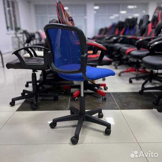 Компьютерное кресло