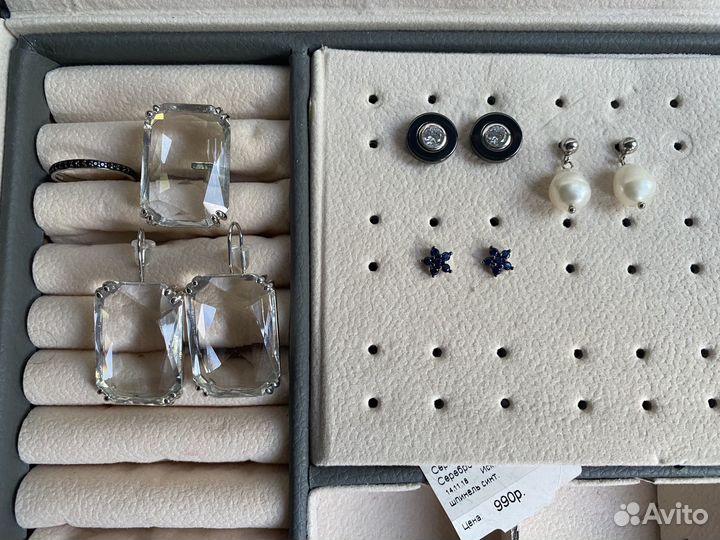 Серьги-пусеты, эмаль, жемчуг. Кристаллы