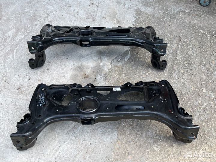 Подрамник передний Volkswagen Tiguan