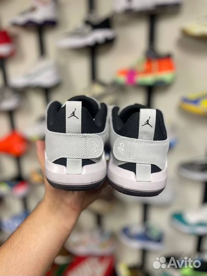 Баскетбольные кроссовки Jordan One Take 5