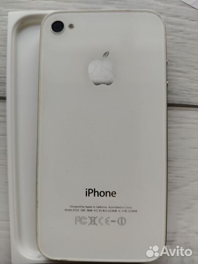 iPhone 4S, 8 ГБ