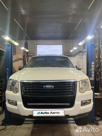Ford Explorer 4.6 AT, 2008, 280 000 км
