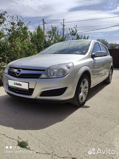 Opel Astra, 2008