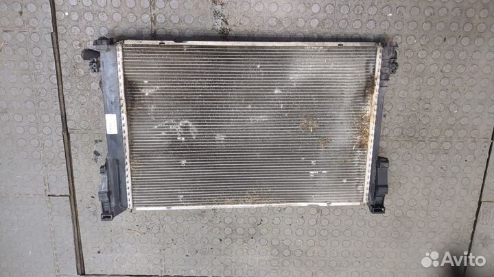 Радиатор охлаждения двигателя Mercedes C W204, 2012