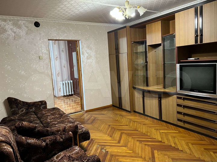 2-к. квартира, 56 м², 1/5 эт.