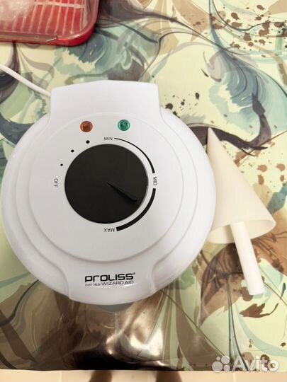 Электрическая вафельница