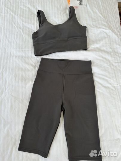 Костюм для фитнеса женский