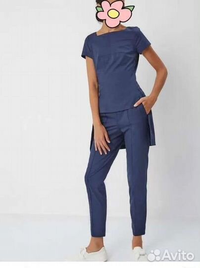 Медицинский костюм бренда Pill bird