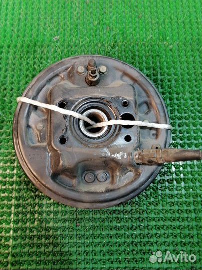 Ступица задняя левая Nissan Moco MG22S K6A 2006