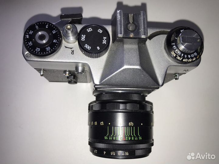 Фотоаппарат Zenit E с объективом Гелиос