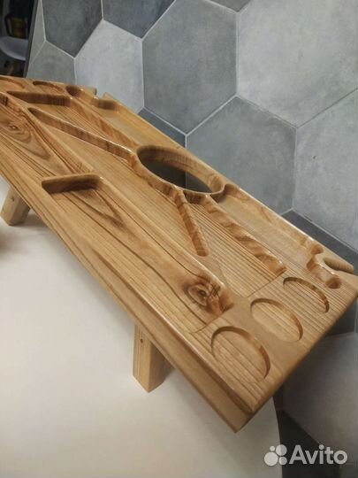 Большой винный столик из массива