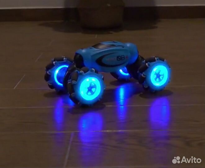 Вездеход управляется жестами