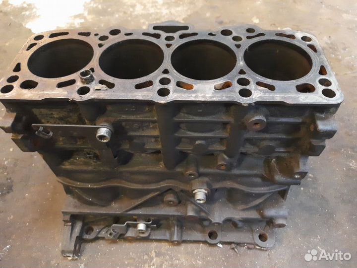 Блок цилиндров Volkswagen Sharan 1.9TDI AUY