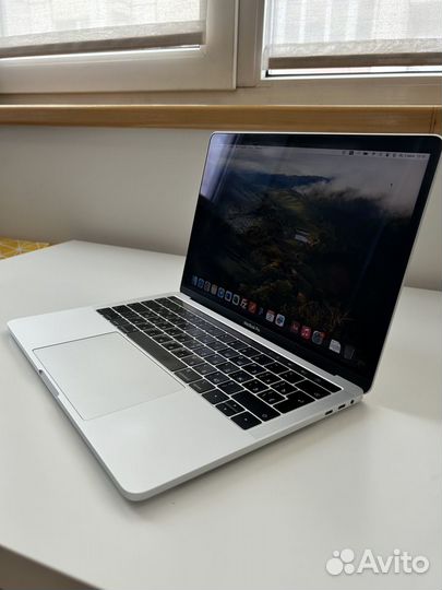 Macbook Pro 13 2019 touch bar