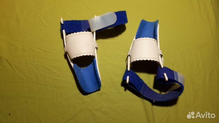 Грелки, стельки, ортопедические приспособления