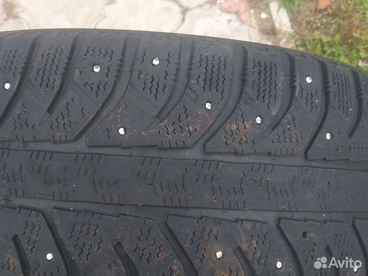 Bridgestone Ice Cruiser 7000 205/60 R16