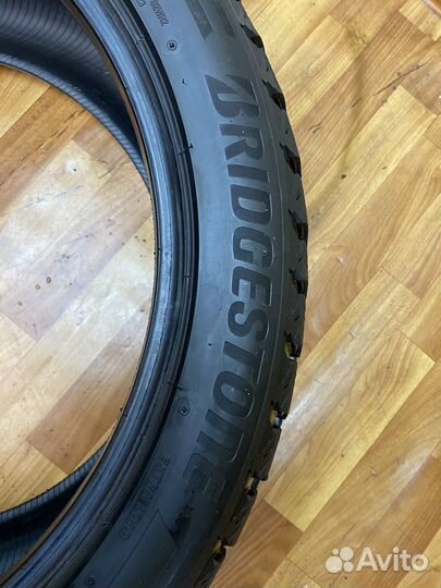 Bridgestone Blizzak DM-V3 295/40 R21