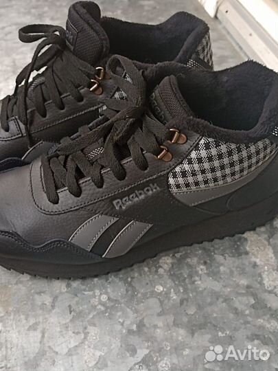 Кроссовки зимние