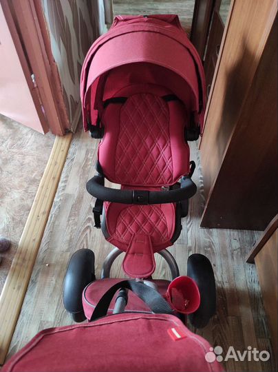 Детский велосипед с ручкой