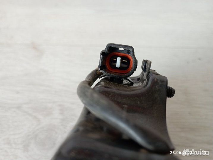 Замок капота Lexus Rx350 2010