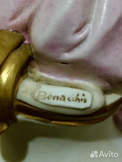 Юная шоколадница. Capodimonte, Италия