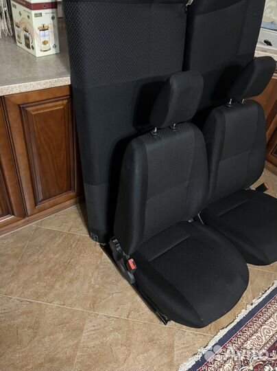 Скамейки на Гранту