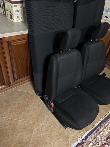 Скамейки на Гранту