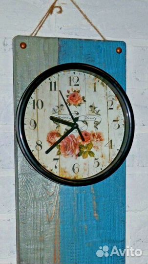 Ключница с часами