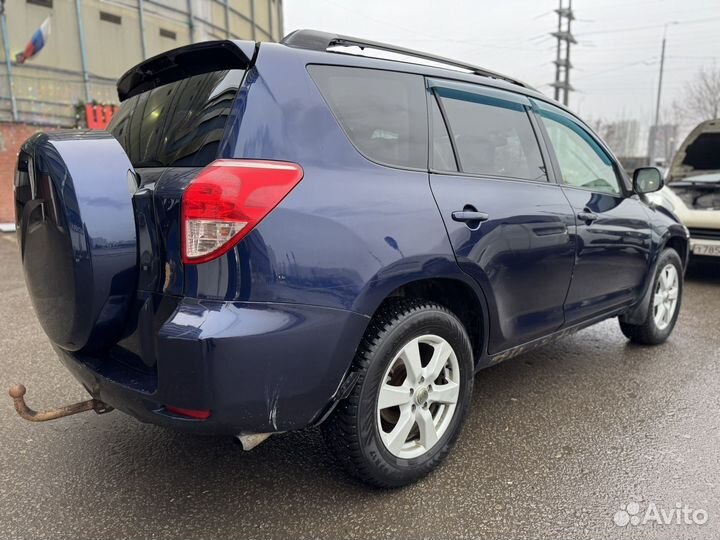 Toyota RAV4 2.4 AT, 2006, 181 000 км