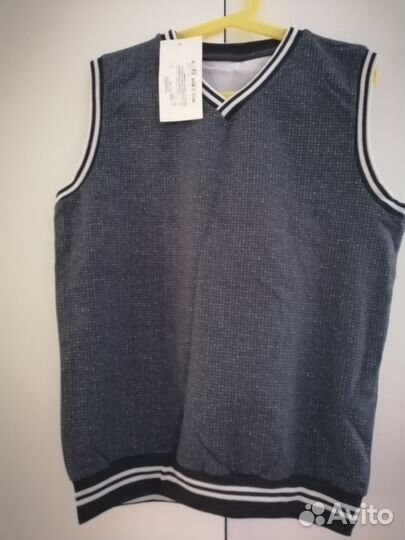 Новый школьный костюм для мальчика р 146