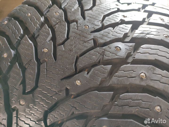 Nokian Tyres Hakkapeliitta 9 SUV 315/40 R21 111T