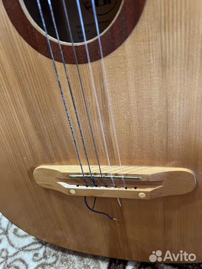 Гитара акустическая