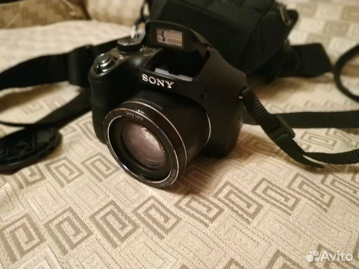 Фотоаппарат компактный Sony CyberShot H300