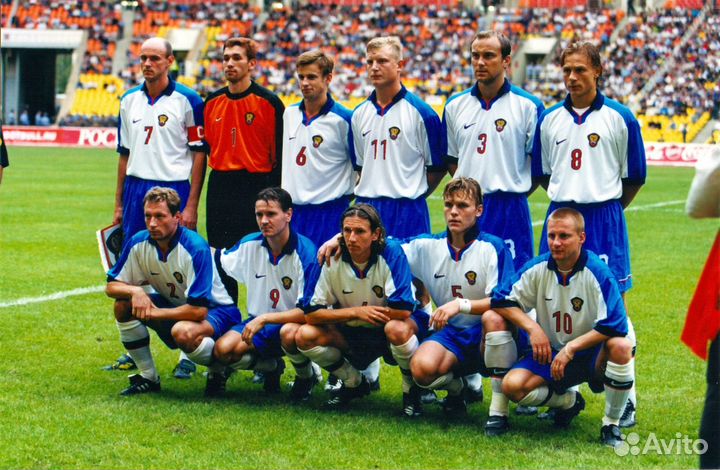 Открытка-фото Cборная России по футболу 2000-2001