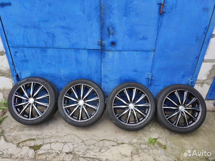 Weds Leonis на шинах Hankook 225/45/18