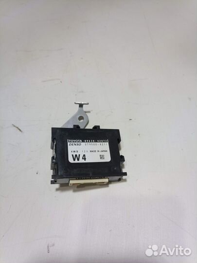 Блок управления полным приводом Toyota RAV4 40