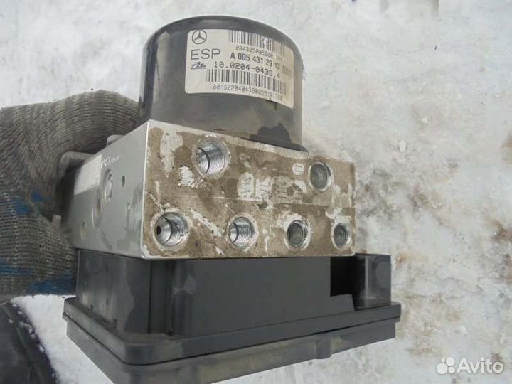 Блок abs Mercedes-Benz C180 W203 271.946 M271 KE18